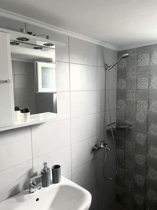 Eirini'S House Apartment Paralia Dionysiou Luaran gambar